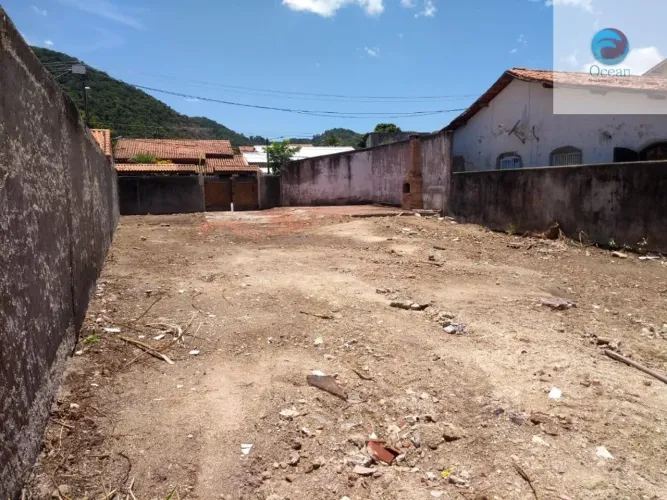 Ocean vende: Niterói, Piratininga/Fazendinha, terreno 180M², medindo 6 X 30, murado, aterr