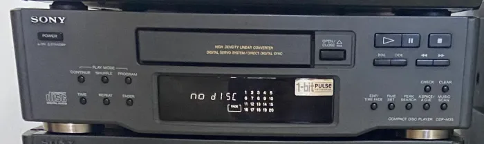 Toca cd som Sony LBT A20 modelo CDP M33