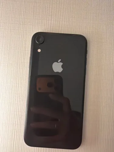 iPhone XR usado