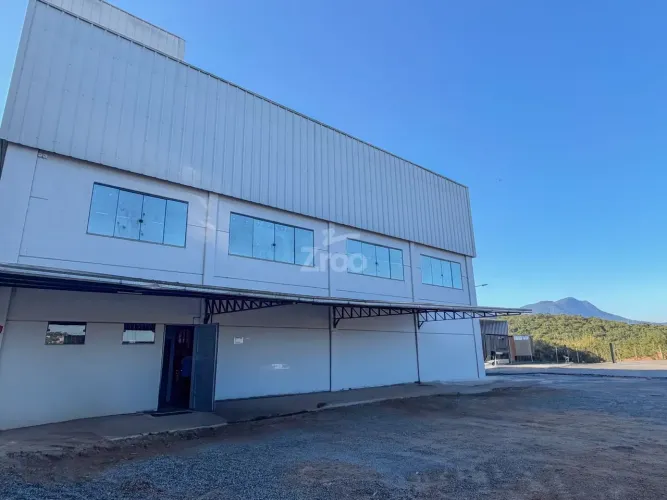 Galpão para alugar, 1499 m² por R$ 21.560/mês - Itoupava Central - Blumenau/SC