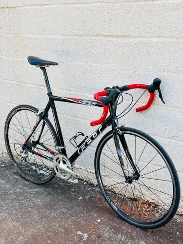 Speed Felt F75 Tamanho 56
