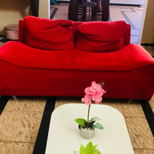 Sofá Vermelho Suede 3 Lugares Design Moderno (1,80m) - Pés Metálicos