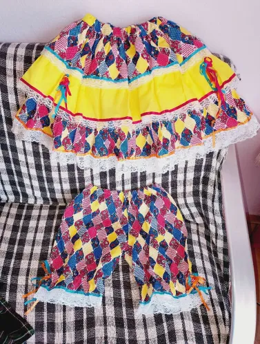 Artigos de festa junina.