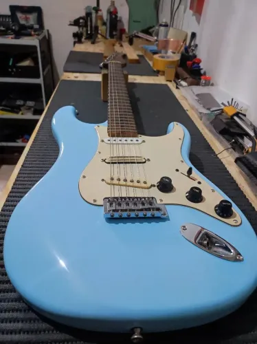 Guitarra Tagima 735 custom