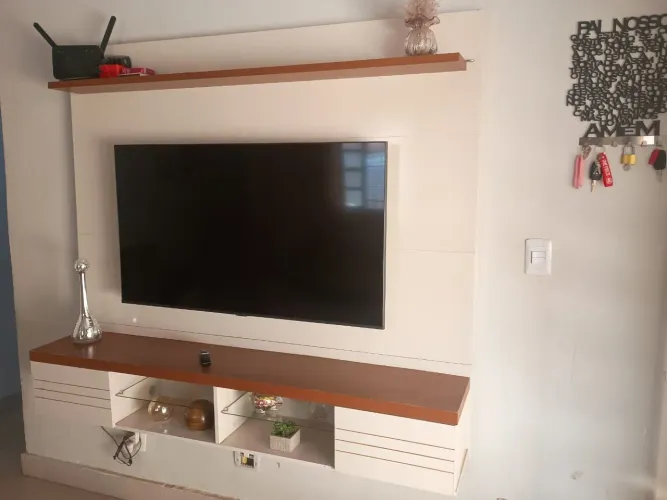 Painel com rack