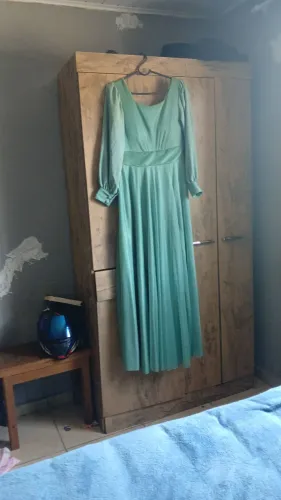 Vestido de festa usado uma vez