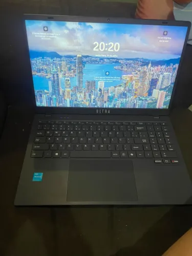 Notebook Multi Ultra ETPC145 4 GB de RAM e 128 GB de armazenamento