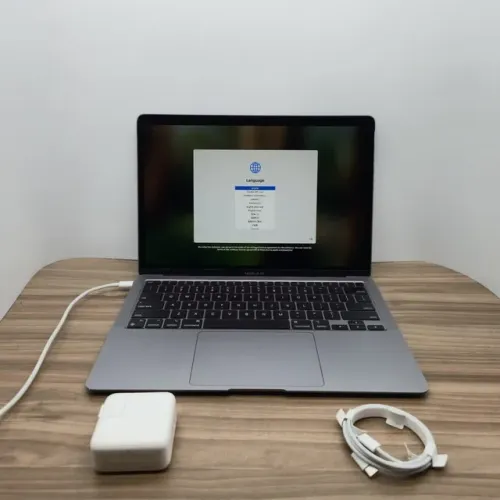 Macbook Air M1 8GB / 256 GB / A2337