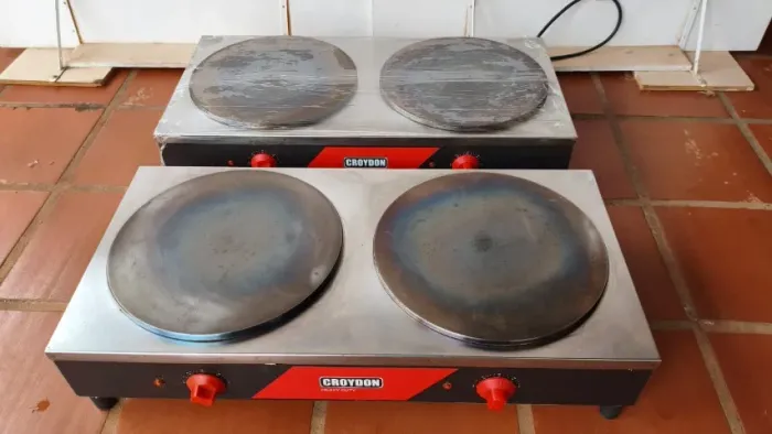 2 Chapas Duplas para Crepe Frances em ótimo estado - 220V 