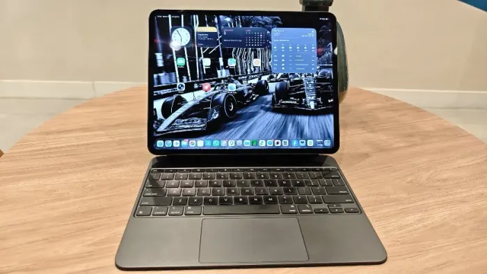 Apple Ipad Pro M4 13pol + magic keyboard