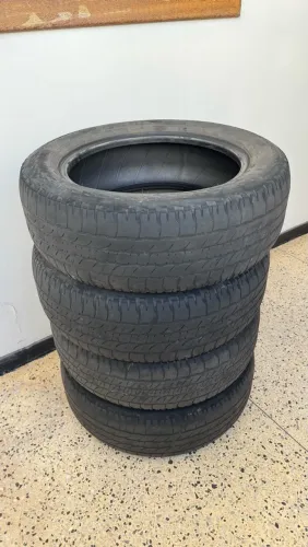 4 Pneus Michelin 195/60 R16 89H Aro 16 Meia Vida