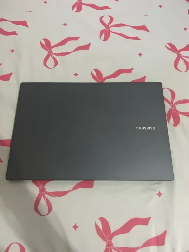 Notebook Samsung Book i3 11ª Geração | 8GB RAM | 1TB | Seminovo