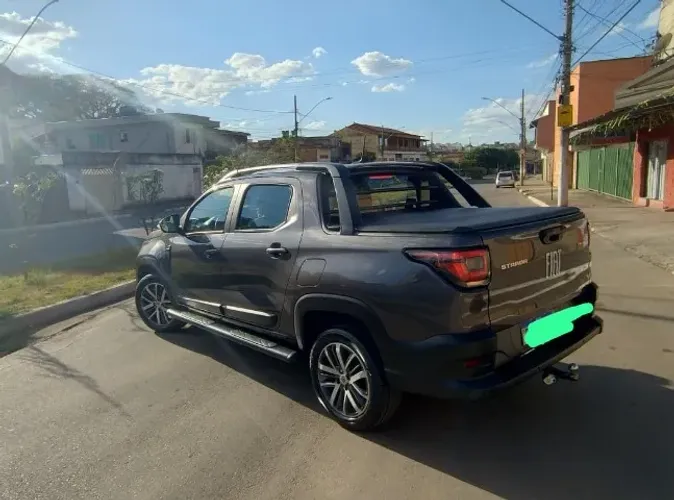 Fiat Strada Volcano 1.3 Flex 8V CD 2023