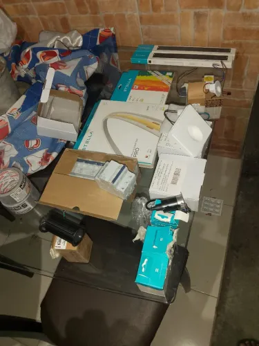 Vendo esse material elétrico barato