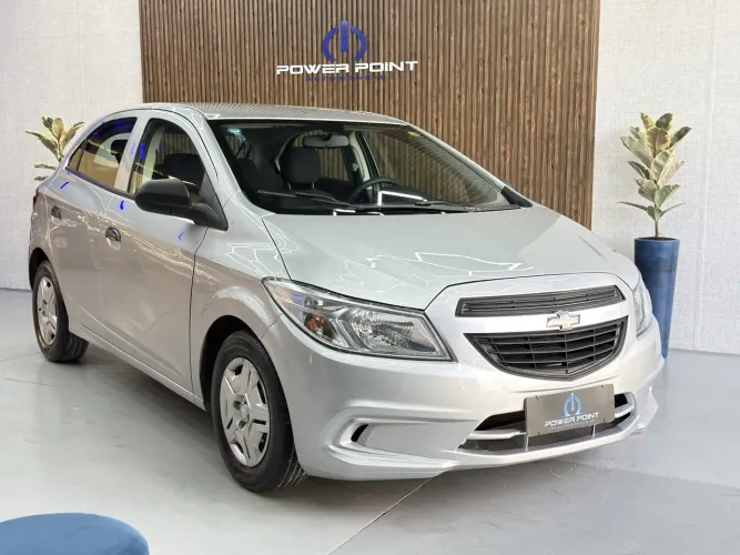 Chevrolet Onix JOY Hatch 1.0 8V Flex Mec. 4P 2018