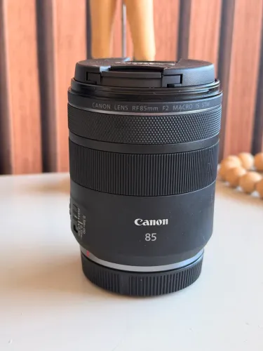Lente Canon RF 85 mm f2
