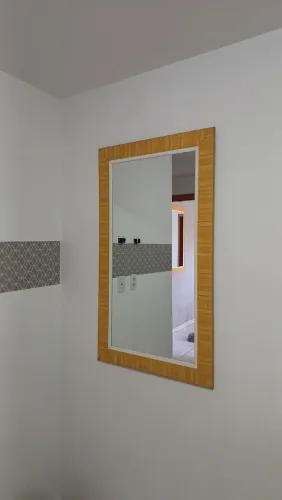 Lindo espelho com moldura personalizada para qualquer ambiente de sua casa, ou empresa
