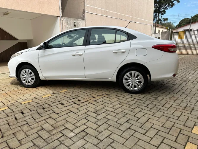 Toyota Yaris XL Sedan 1.5 Flex 16V 4P Aut. 2025