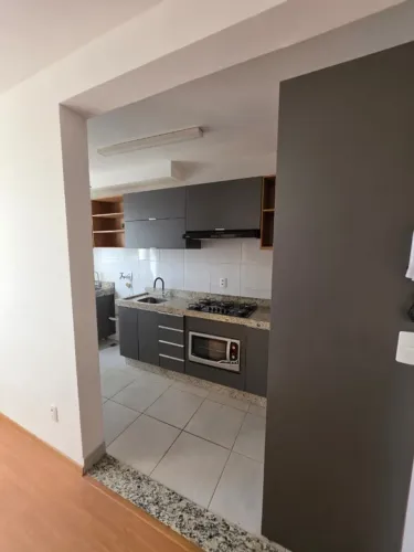 Apartamento para alugar com 2 quartos, cozinha planejada piscina em Maringá Jardim América