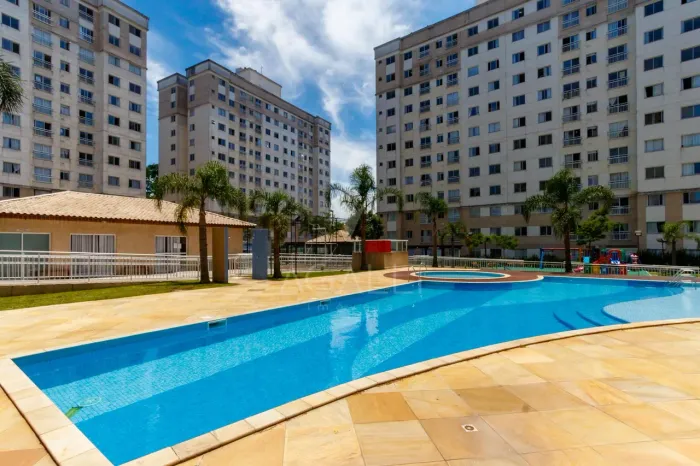 Apartamento à venda no bairro PINHEIRINHO, CURITIBA - PR