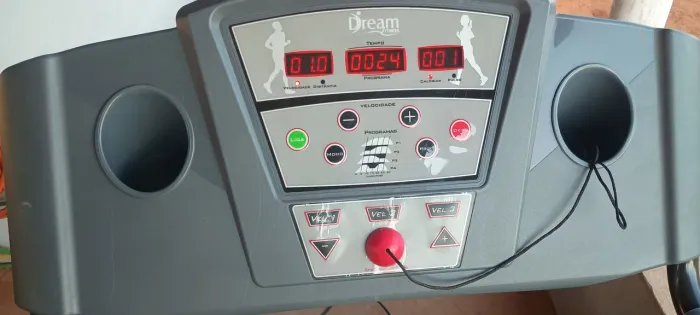 Esteira elétrica dreams fitnes com defeito