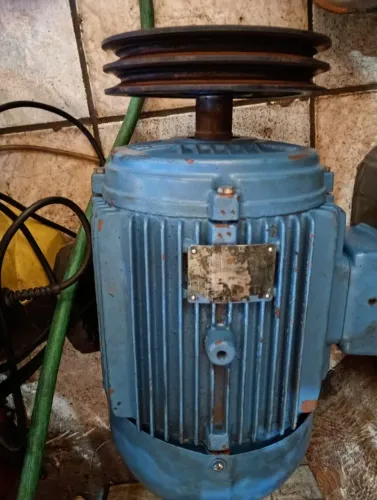 motor elétrico 15 cv 1700 RPM, trifásico