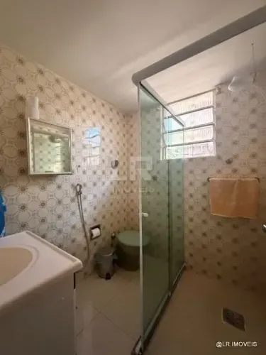 Casa com 4 Quartos, Lazer Completo e Terreno de 918 m² PT06