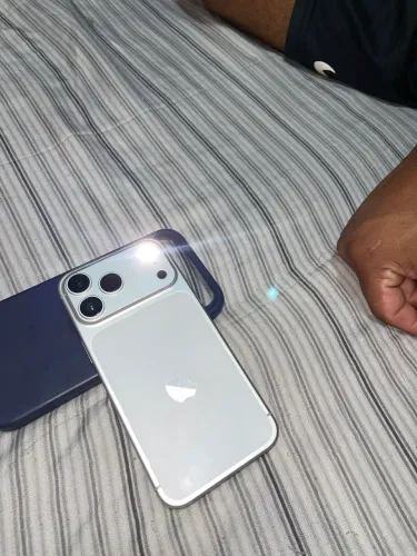 iPhone 14 Pro Max na Carcaça do 17 Pro Max funcionando tudo perfeitamente