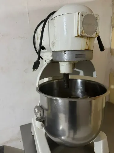 Batedeira Industrial 20 litros 3.500