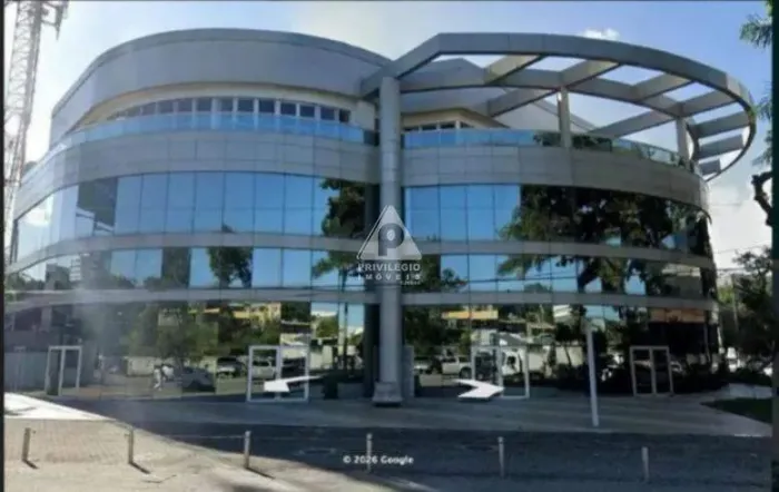 LINDO PRÉDIO COMERCIAL DE 5300M² NA ARMANDO LOMBARDI NA BARRA DA TIJUCA
