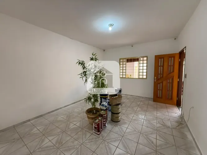 Casa para locação no bairro Cidade Jardim