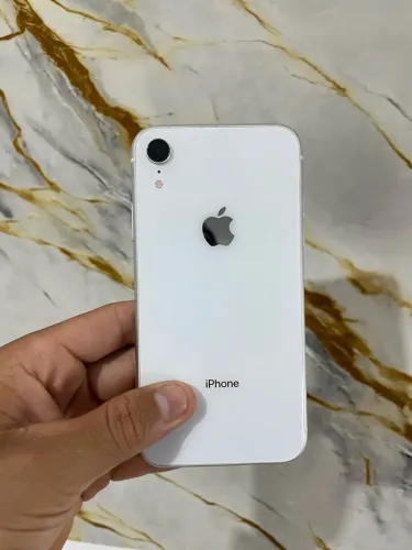 IPHONE XR 64 GB