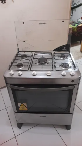 Fogão esmaltec 5 boca muito bem conservado