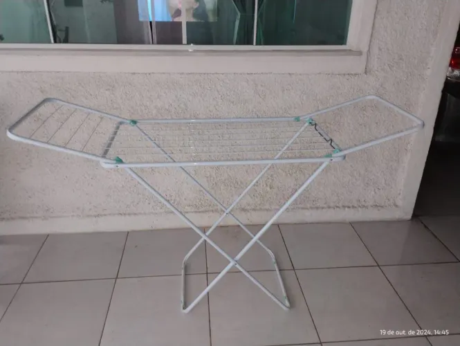 Varal de chão