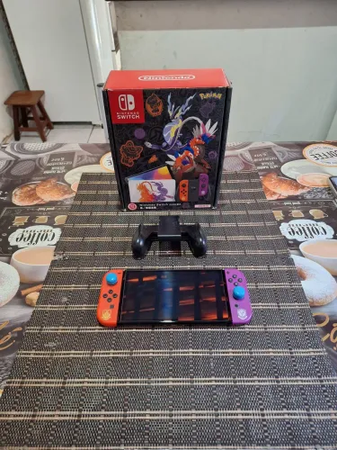 VENDO NINTENDO SWITCH OLED DESBLOQUEADO POR 2.300,00. WHATSAPP *.