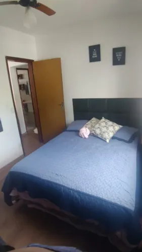 Apartamento 2 quartos,sala,cozinha,banheiro e área,garagem coberta 