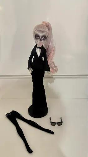 ZOMBY GAGA MONSTER HIGH