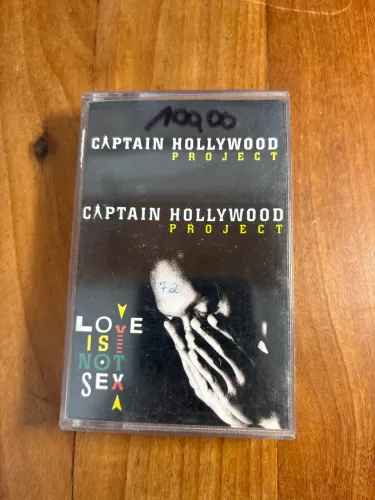 Capitain Hollywood Project - Love is Not Sex - Fita Cassete