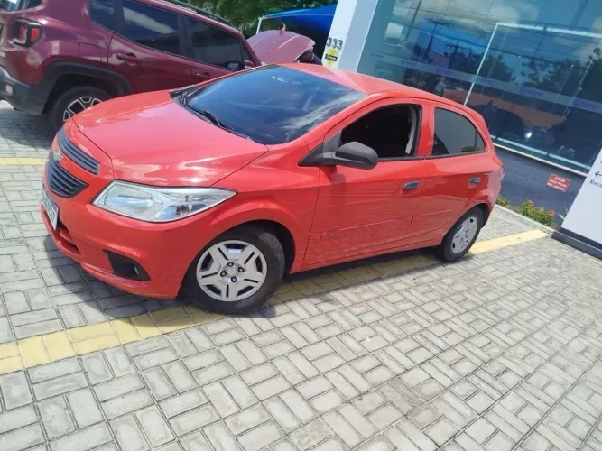 Chevrolet Onix JOY Hatch 1.0 8V Flex Mec. 4P 2017