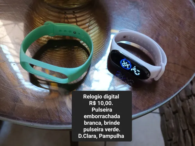 Relógio digital simples