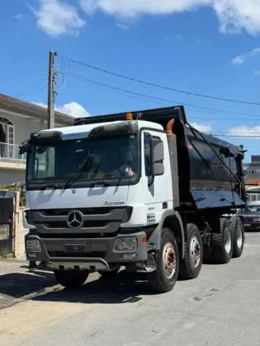MERCEDES-BENZ ACTROS 4844 8x4