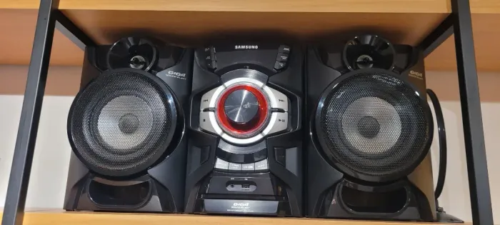 Aparelho de som Samsung Giga Sound Blast