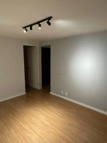 APARTAMENTO REFORMADO PARA VENDA COM 02 QUARTOS LOCALIZADO NO JARDIM OLGA VERONI.