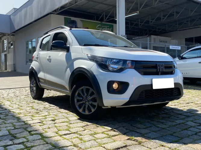Fiat Mobi Trekking 1.0 Flex 5P 2025