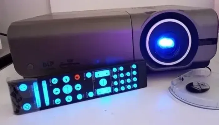 Projetor optoma 
