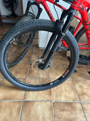 Roda Dt Swiss X 1700 Spline Boost 29 x 25mm