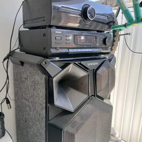 vende se som montado