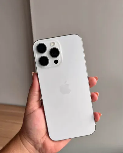 iPhone 16 pro Max 256 gb branco titânio
