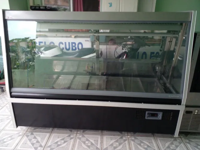 Balaço Expositor de Peixe ou açougue Refrigerado