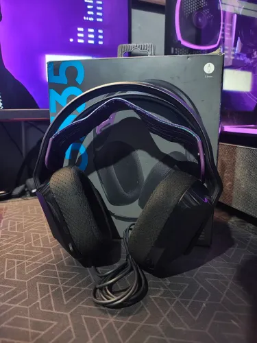 Headset Logitech G335